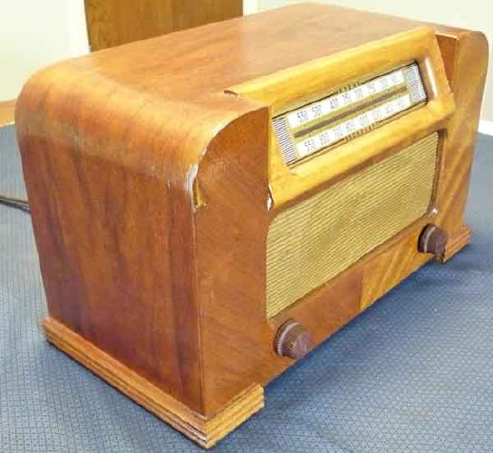 Philco 42-321T_300